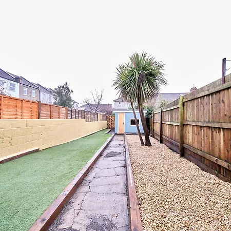 Belfry House Dom wakacyjny