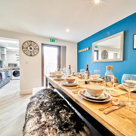 بيت للعطل Belfry House بريستول