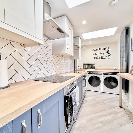 Сasa de vacaciones Belfry House *